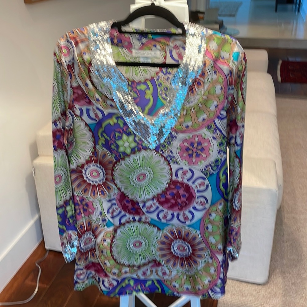 Industrie B. Silk tunic with embellished neck and sleeves